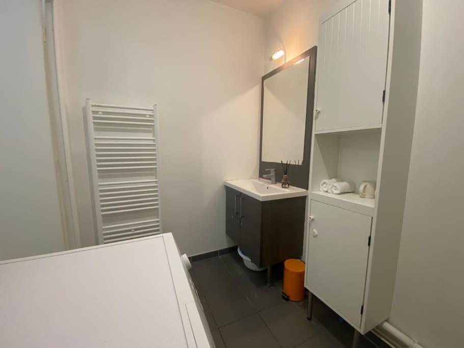 Bel Appart- F3 Ladefense Arena Apartamento