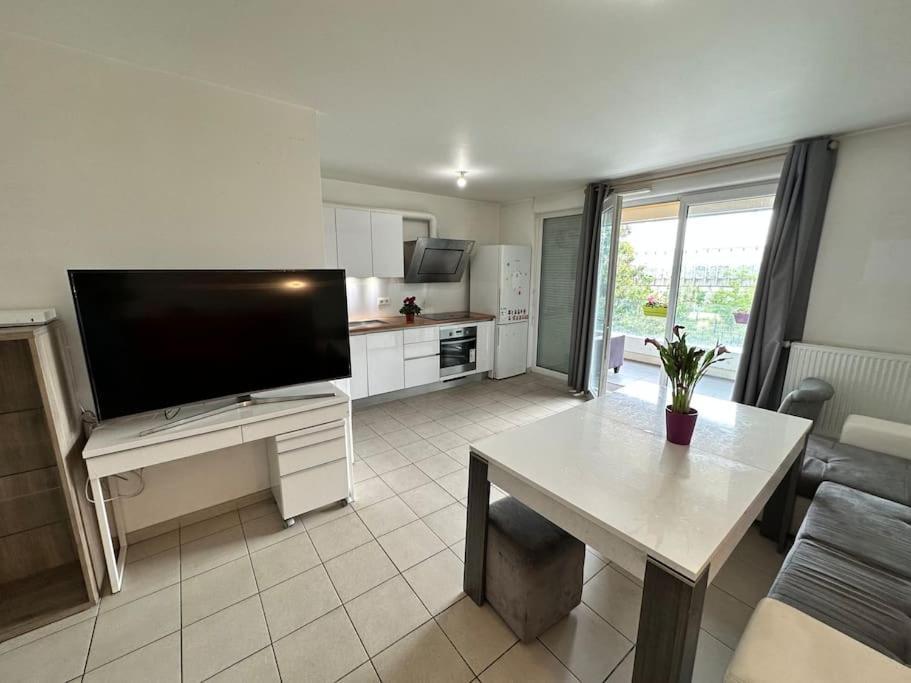Apartamento Bel Appart- F3 Ladefense Arena *