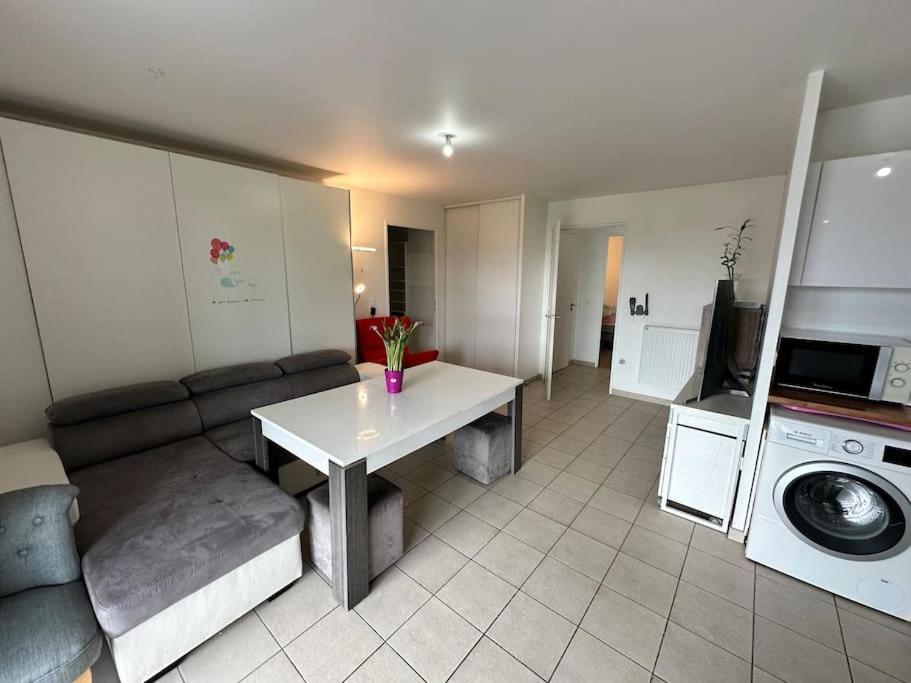 Bel Appart- F3 Ladefense Arena Apartamento *